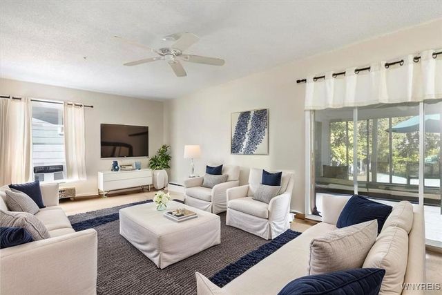 334 South Creek Drive, Cheektowaga, NY 14043