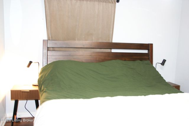 9710 Lyric Ln, Jeffersontown, KY 40299