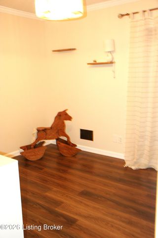 9710 Lyric Ln, Jeffersontown, KY 40299