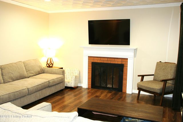 9710 Lyric Ln, Jeffersontown, KY 40299