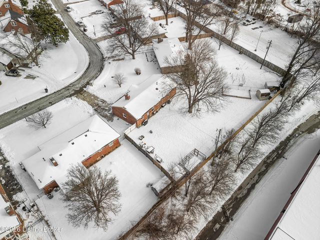 9710 Lyric Ln, Jeffersontown, KY 40299