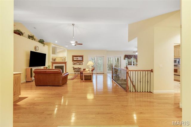 409 Fort Saratoga, St Charles, MO 63303