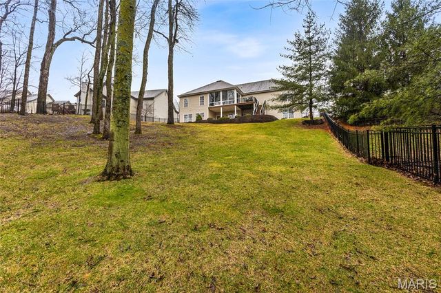 409 Fort Saratoga, St Charles, MO 63303