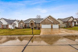 409 Fort Saratoga, St Charles, MO 63303