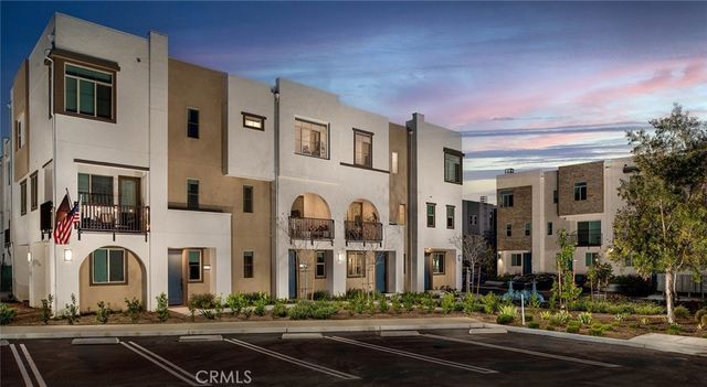 1587 W Vista Way, San Pedro, CA 90732