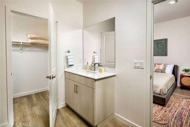 1587 W Vista Way, San Pedro, CA 90732