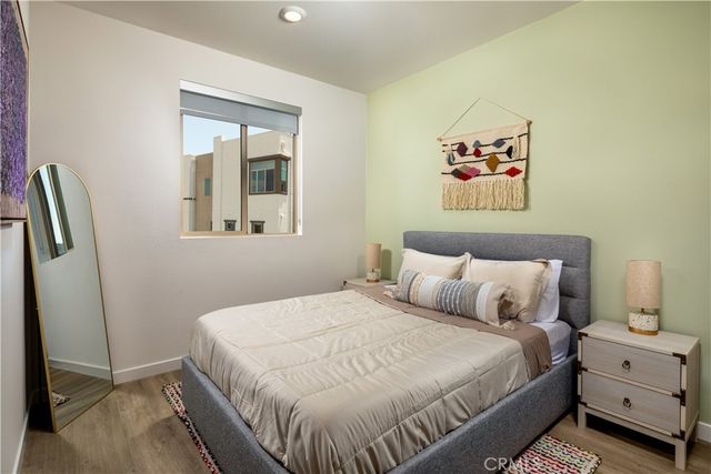 1587 W Vista Way, San Pedro, CA 90732