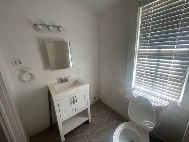 909 Cedar Street, Deer Park, TX 77536