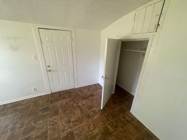 909 Cedar Street, Deer Park, TX 77536