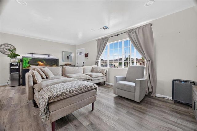 1832 Pescadero Drive, Salinas, CA 93906