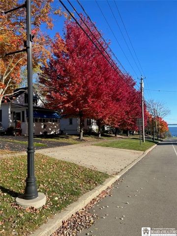 162 South Erie Street, Chautauqua, NY 14757