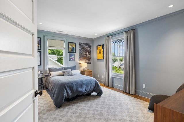 929 Acklen Ave, Nashville, TN 37203
