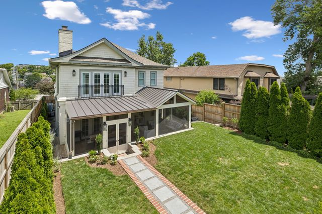 929 Acklen Ave, Nashville, TN 37203