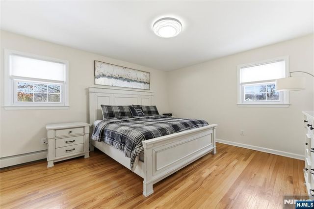1 Chalen Court, Pequannock Township, NJ 07444