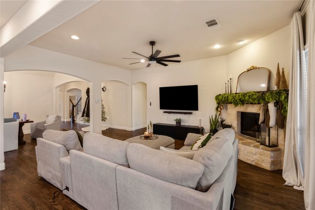 821 Patio Street, Little Elm, TX 76227