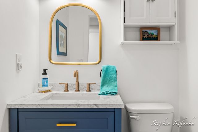 400 Lakeview Court 19, Spring Lake, MI 49456