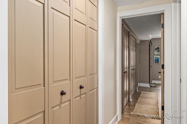 400 Lakeview Court 19, Spring Lake, MI 49456