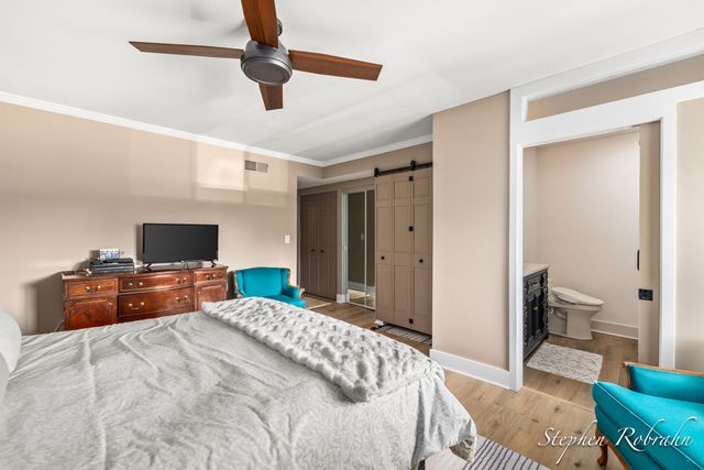 400 Lakeview Court 19, Spring Lake, MI 49456