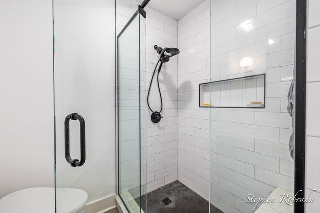 400 Lakeview Court 19, Spring Lake, MI 49456