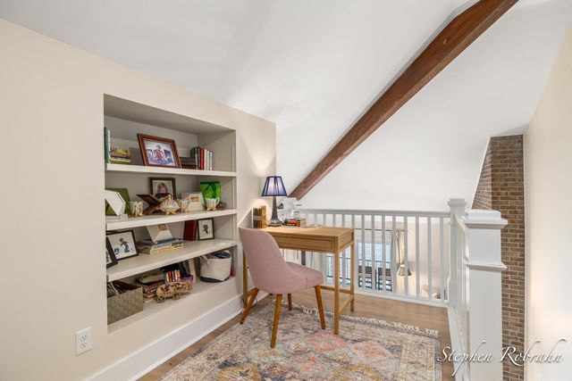 400 Lakeview Court 19, Spring Lake, MI 49456