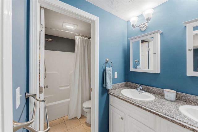 34 Bittersweet Blvd, Worcester, MA 01607