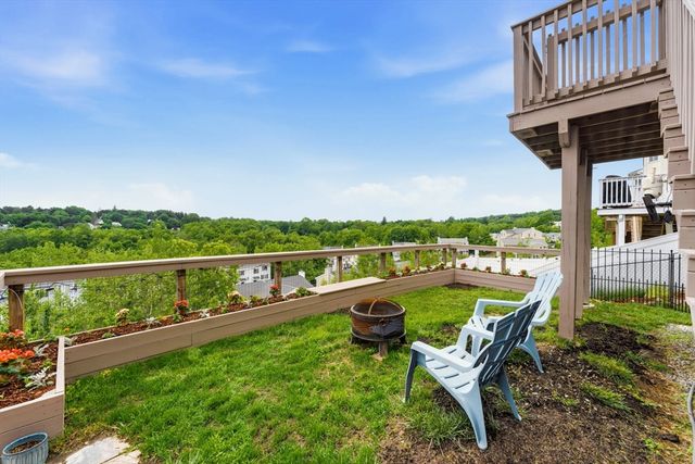 34 Bittersweet Blvd, Worcester, MA 01607