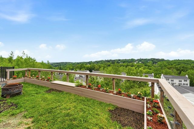 34 Bittersweet Blvd, Worcester, MA 01607