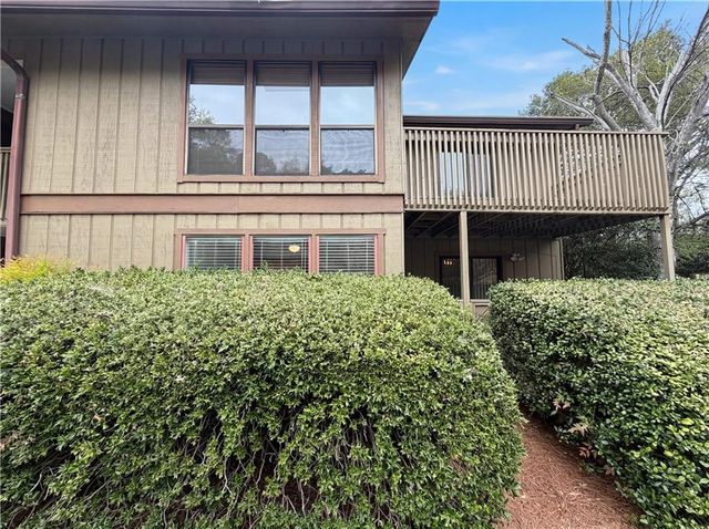 1013 Dunbar Drive, Atlanta, GA 30338