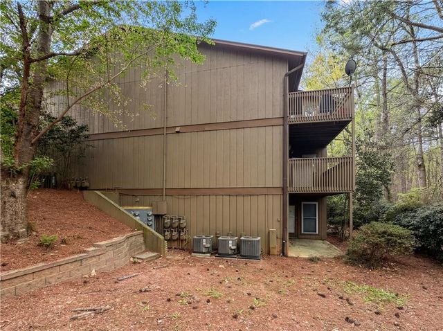 1013 Dunbar Drive, Atlanta, GA 30338
