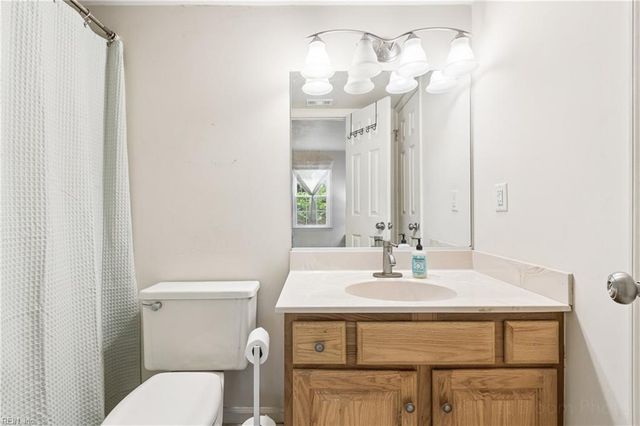 1304 Stockley Gdns Apt 507, Norfolk, VA 23517