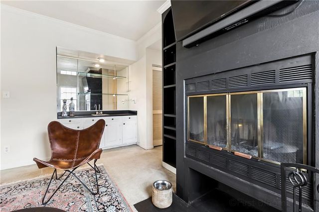 1304 Stockley Gdns Apt 507, Norfolk, VA 23517