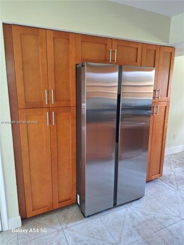 711 SW 64th Pkwy 711, Pembroke Pines, FL 33023