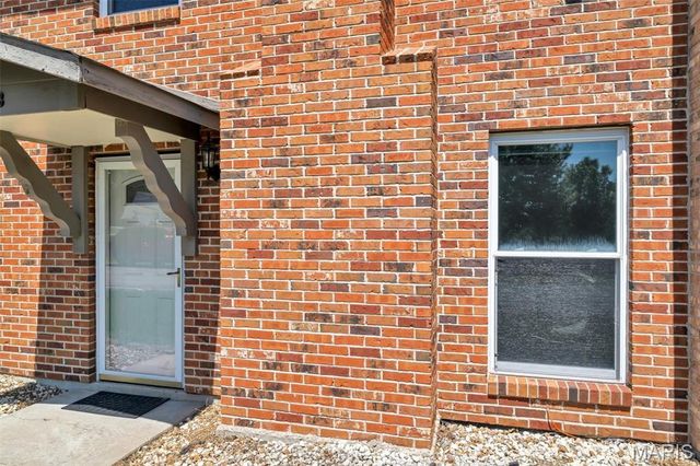 21 Park Charles Boulevard S B, St Peters, MO 63376