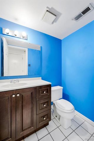 21 Park Charles Boulevard S B, St Peters, MO 63376
