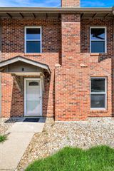 21 Park Charles Boulevard S B, St Peters, MO 63376