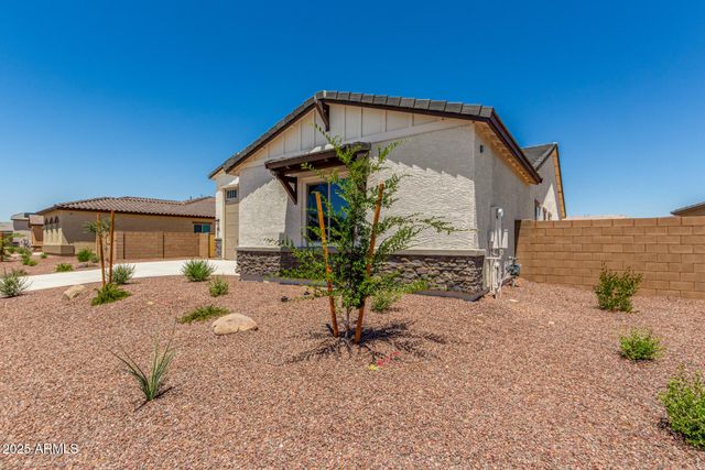 17324 W ROYAL PALM Road, Waddell, AZ 85355