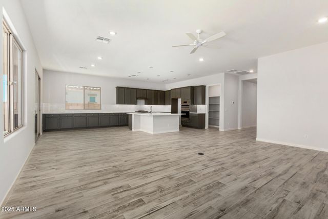 17324 W ROYAL PALM Road, Waddell, AZ 85355