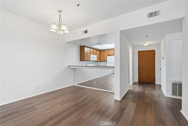 2559 Plaza Del Amo 104, Torrance, CA 90503