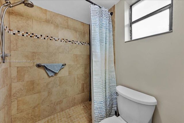 6555 W Broward Blvd 300, Plantation, FL 33317