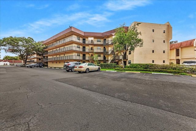 6555 W Broward Blvd 300, Plantation, FL 33317