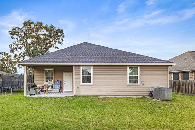 267 Freeman Boulevard, West Columbia, TX 77486