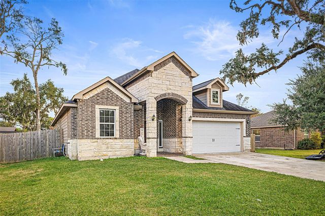 267 Freeman Boulevard, West Columbia, TX 77486