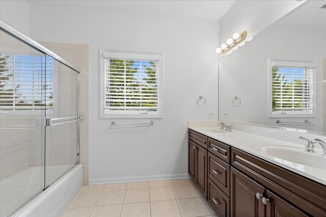 1546 Bobolink Circle, Woodstock, IL 60098