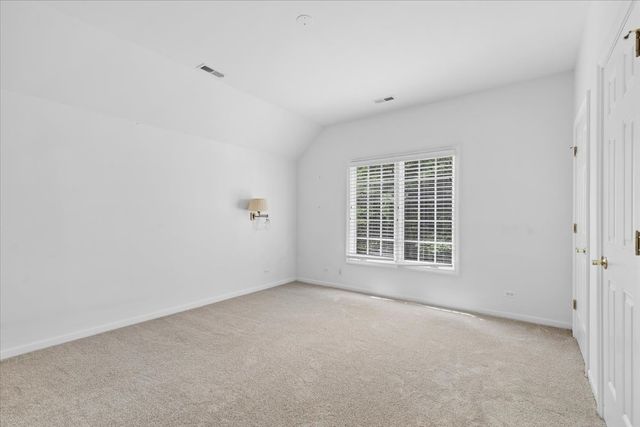 1546 Bobolink Circle, Woodstock, IL 60098
