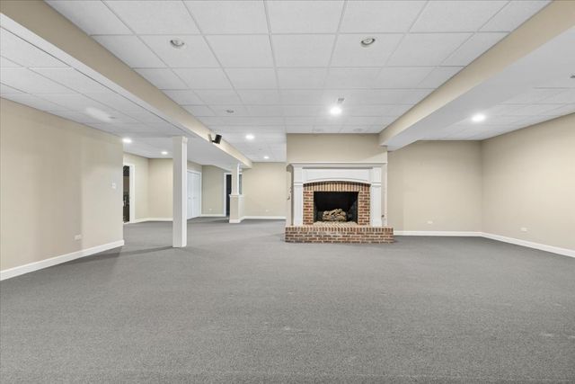 1546 Bobolink Circle, Woodstock, IL 60098