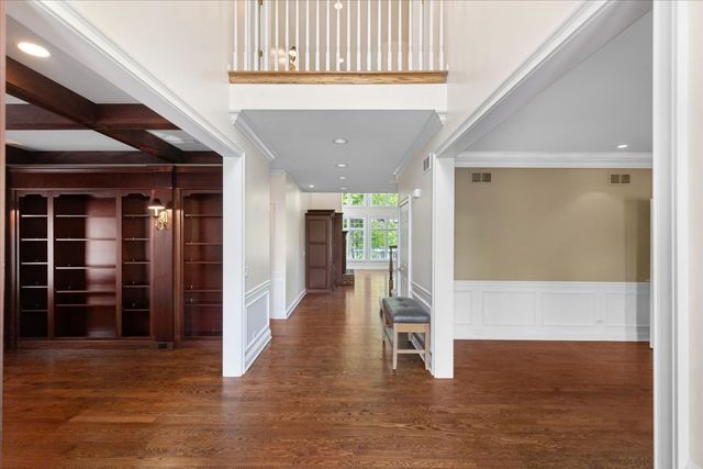 1546 Bobolink Circle, Woodstock, IL 60098