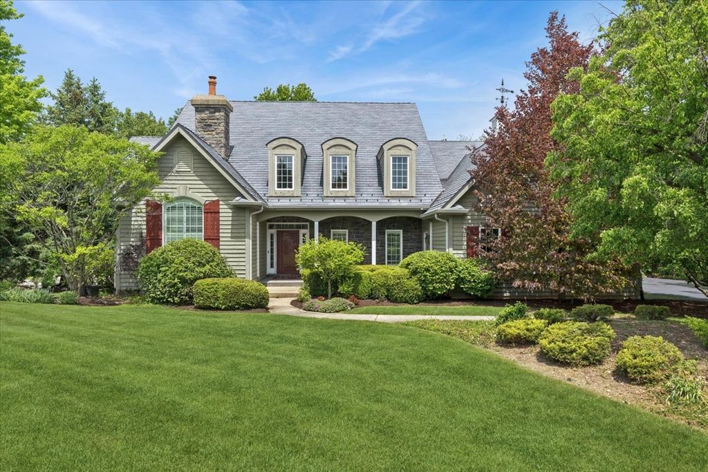 1546 Bobolink Circle, Woodstock, IL 60098