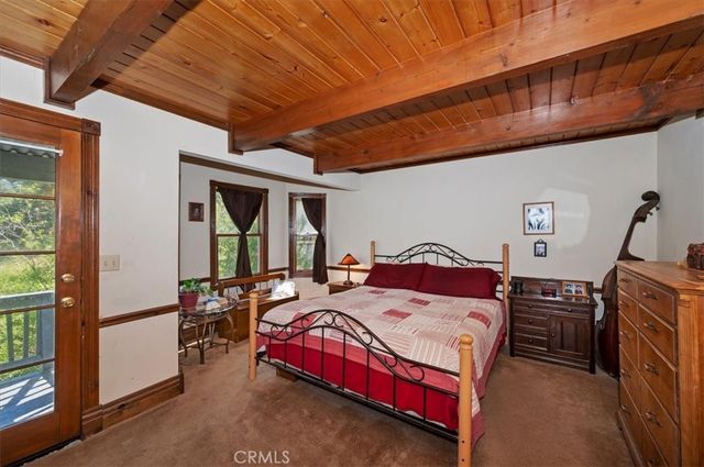 32988 Arrowbear Dr, Arrowbear, CA 92382