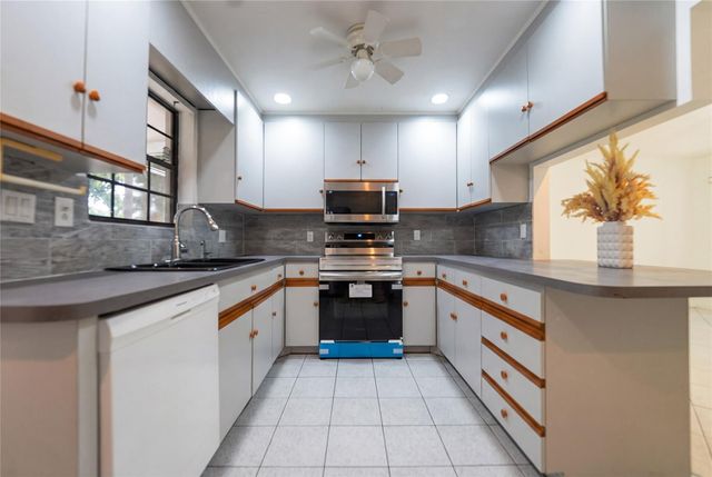 2064 E Carol Circle, West Palm Beach, FL 33415