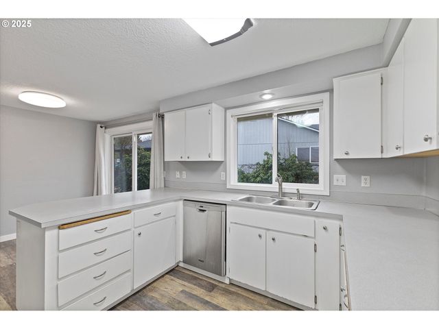 1997 Sw OLEANDER Ct, Mc Minnville, OR 97128